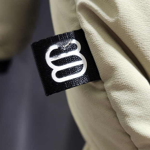 The Super Puff Long Jacket - 2XS - SAGE - Aritzia/TNA - Picture 7 of 17